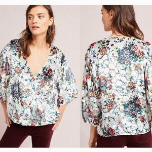 Anthropologie maeve Umi Wrap Top Floral Print Velvet Sz Xs